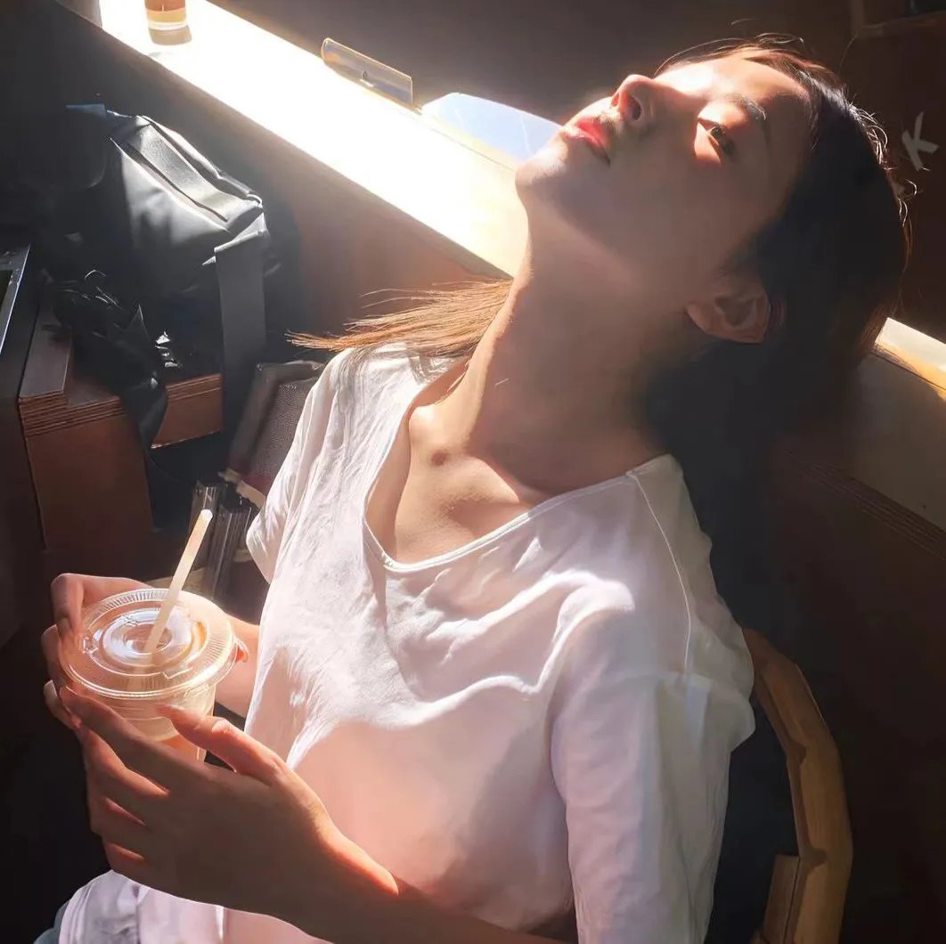 在巴黎的星空下